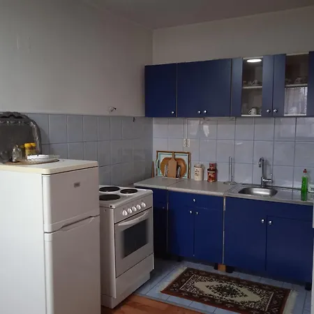 Apartament Home Han *